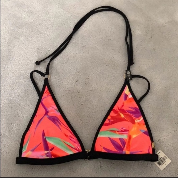 NWT Victoria Secret Bikini Top - Picture 2 of 3